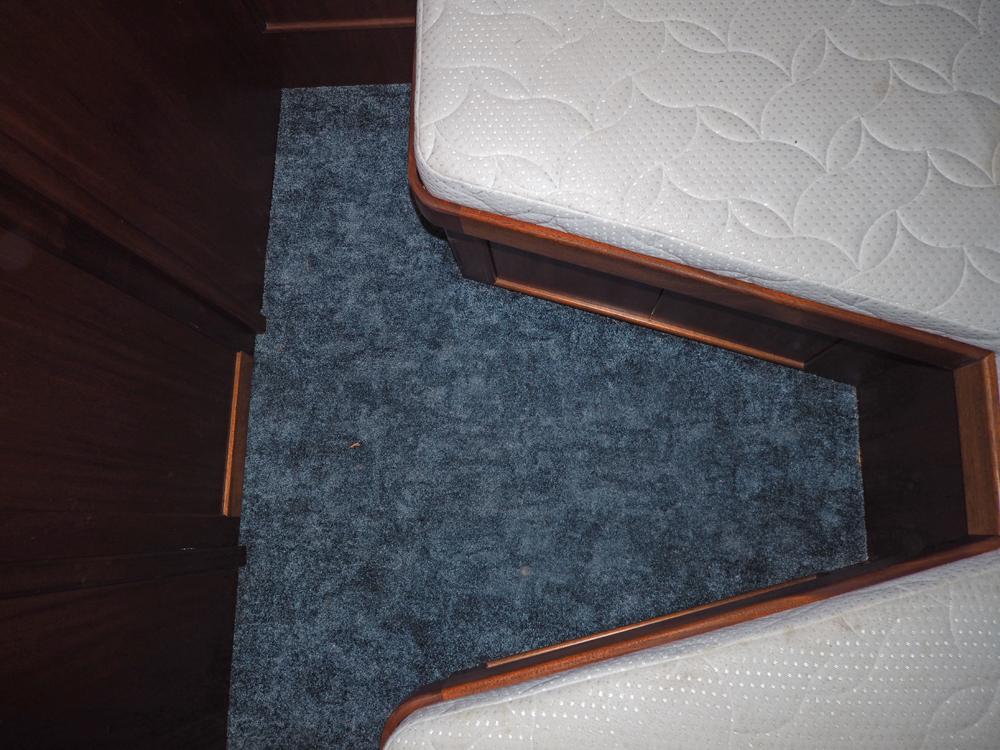 Cabin en avant, H&eacute;bergements